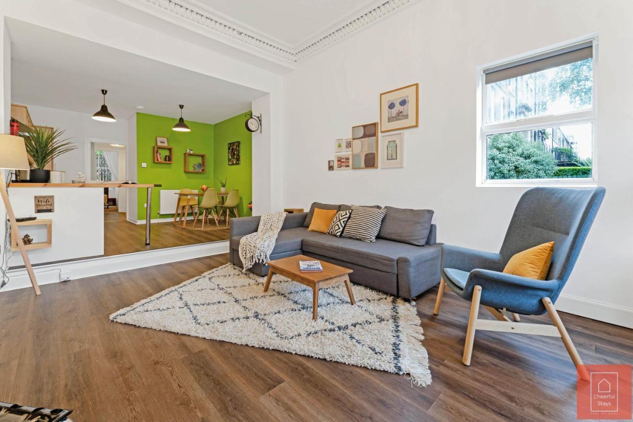 Cheerful Stays: Spacious Flat In Vibrant Leith Edinburgh Exterior foto